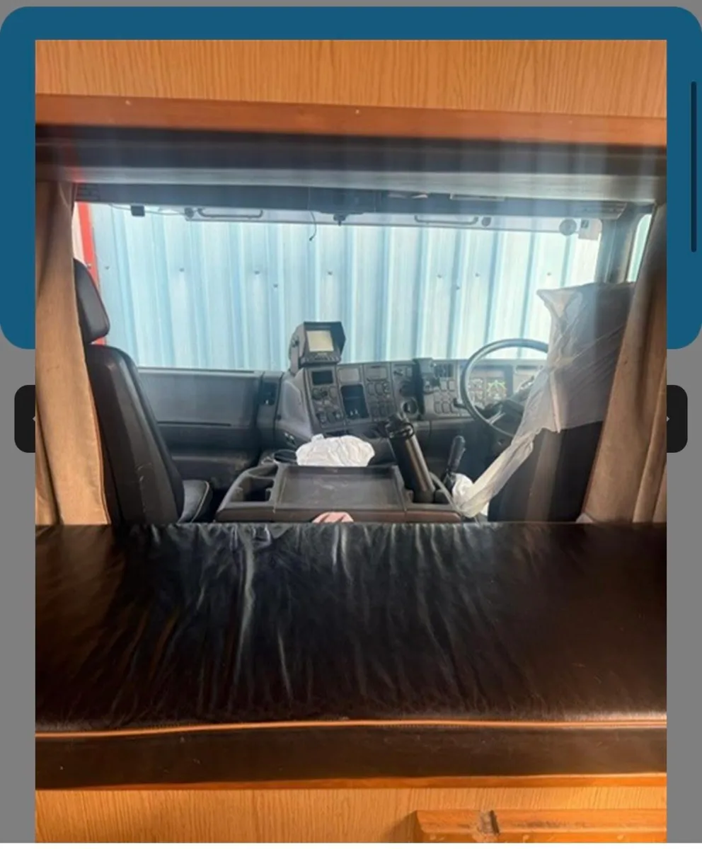 Scania 220 Maudsley  Coach Built 2000 - Image 4