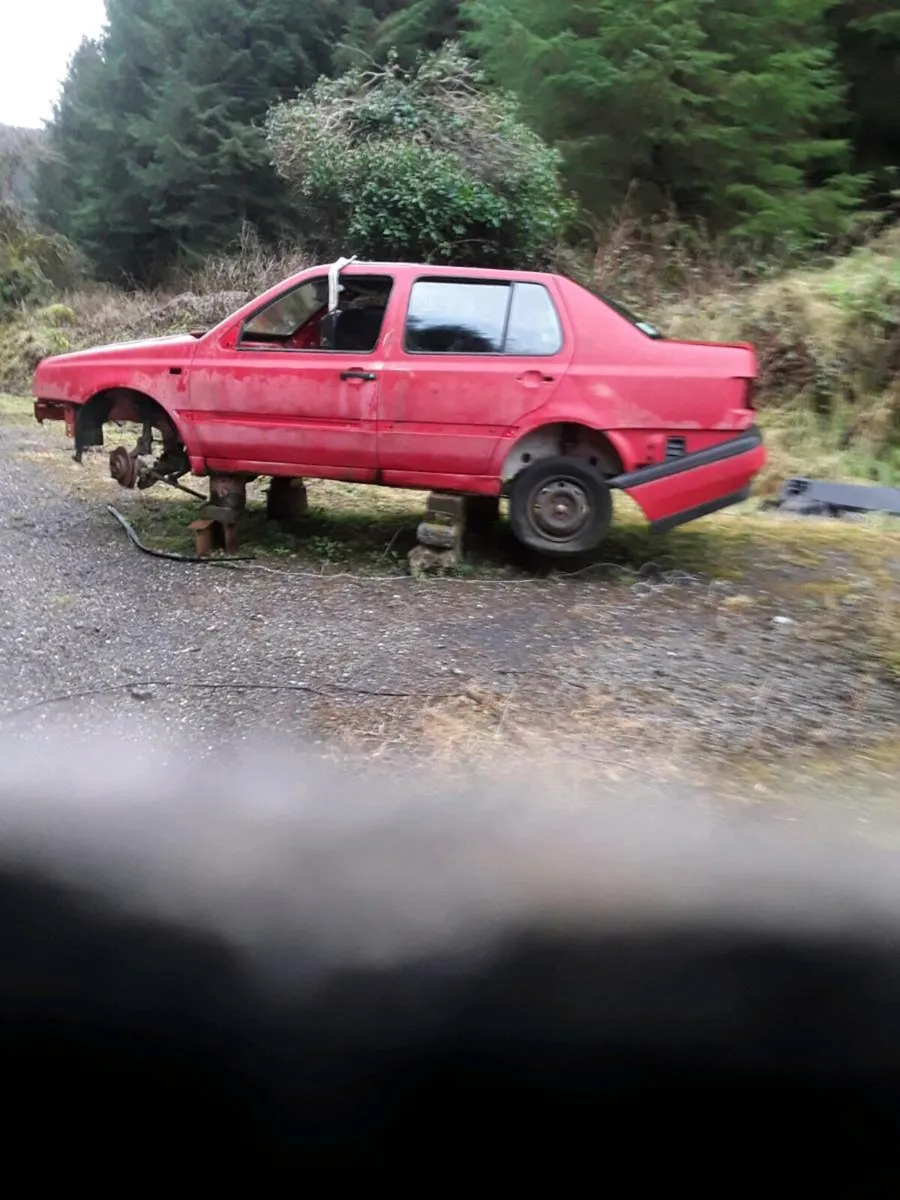 VW Golf & vento parts - Image 4