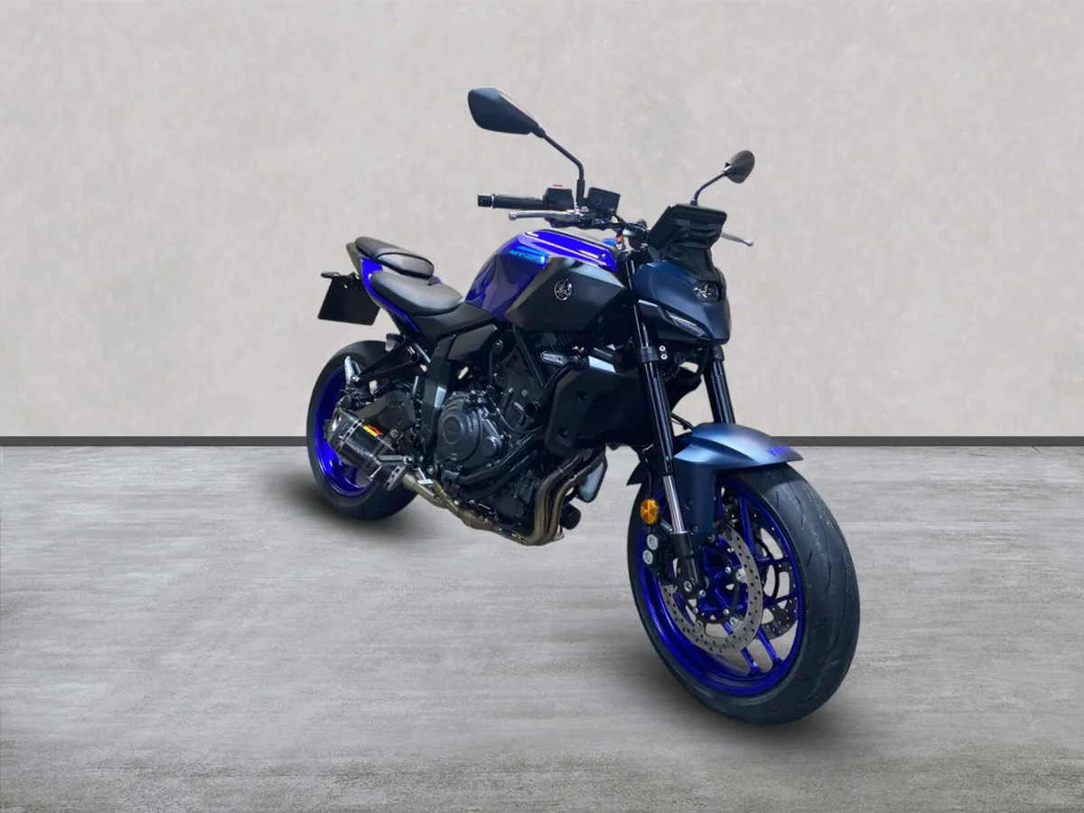 YAMAHA MT 2025 - Image 3