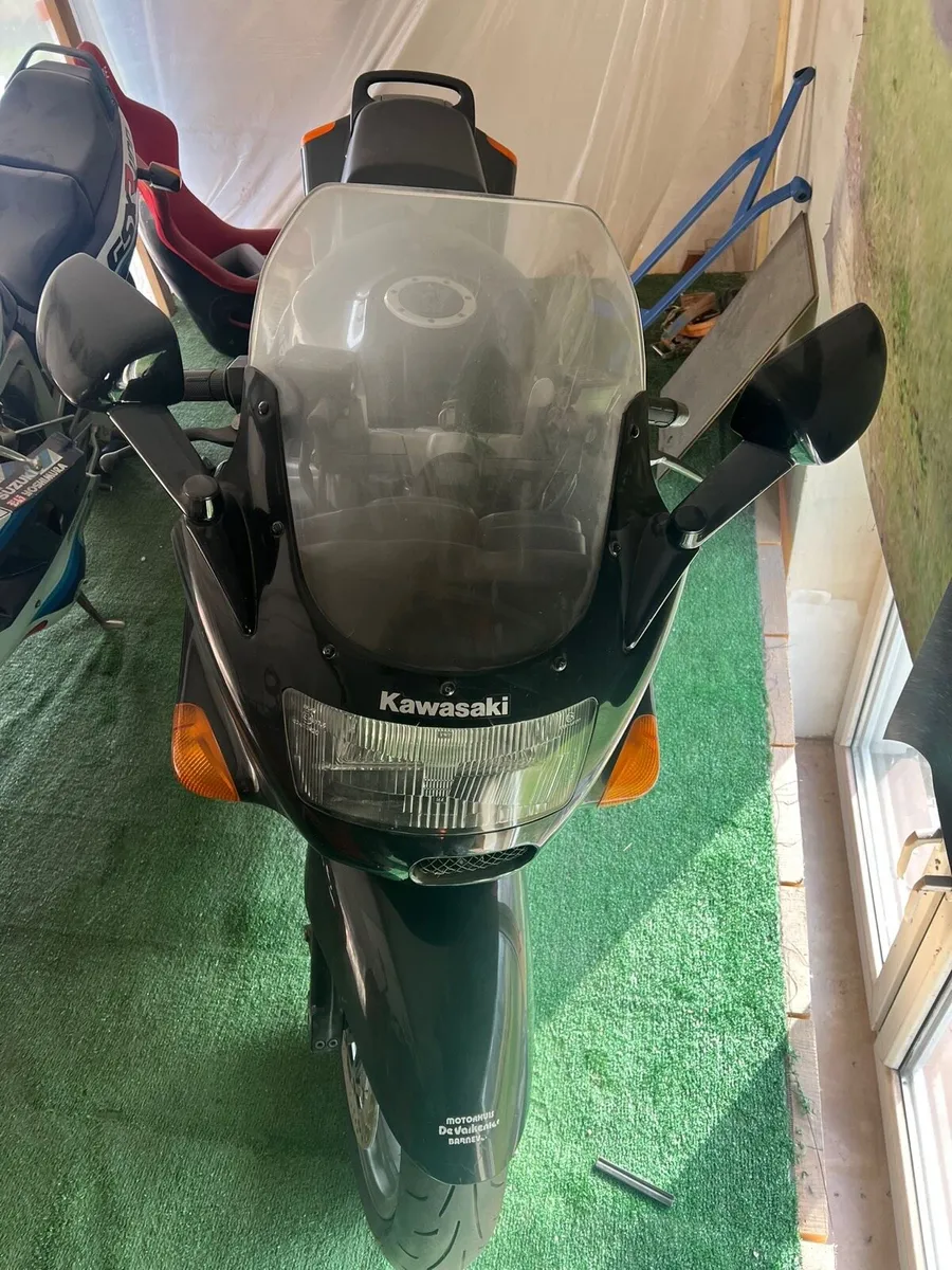 Kawasaki zzr1100 mint - Image 2