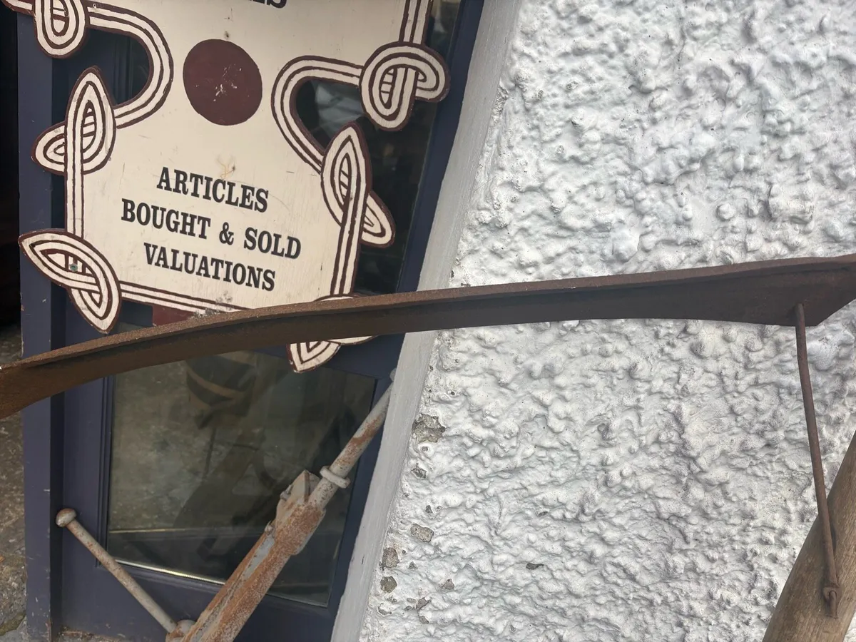 Antique European scythe - Image 3