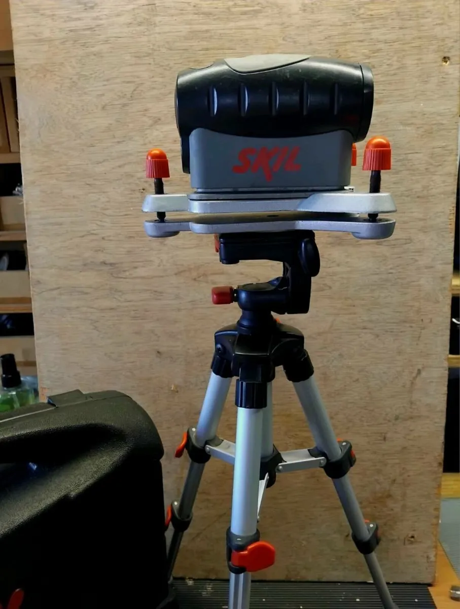 Laser level - Image 1