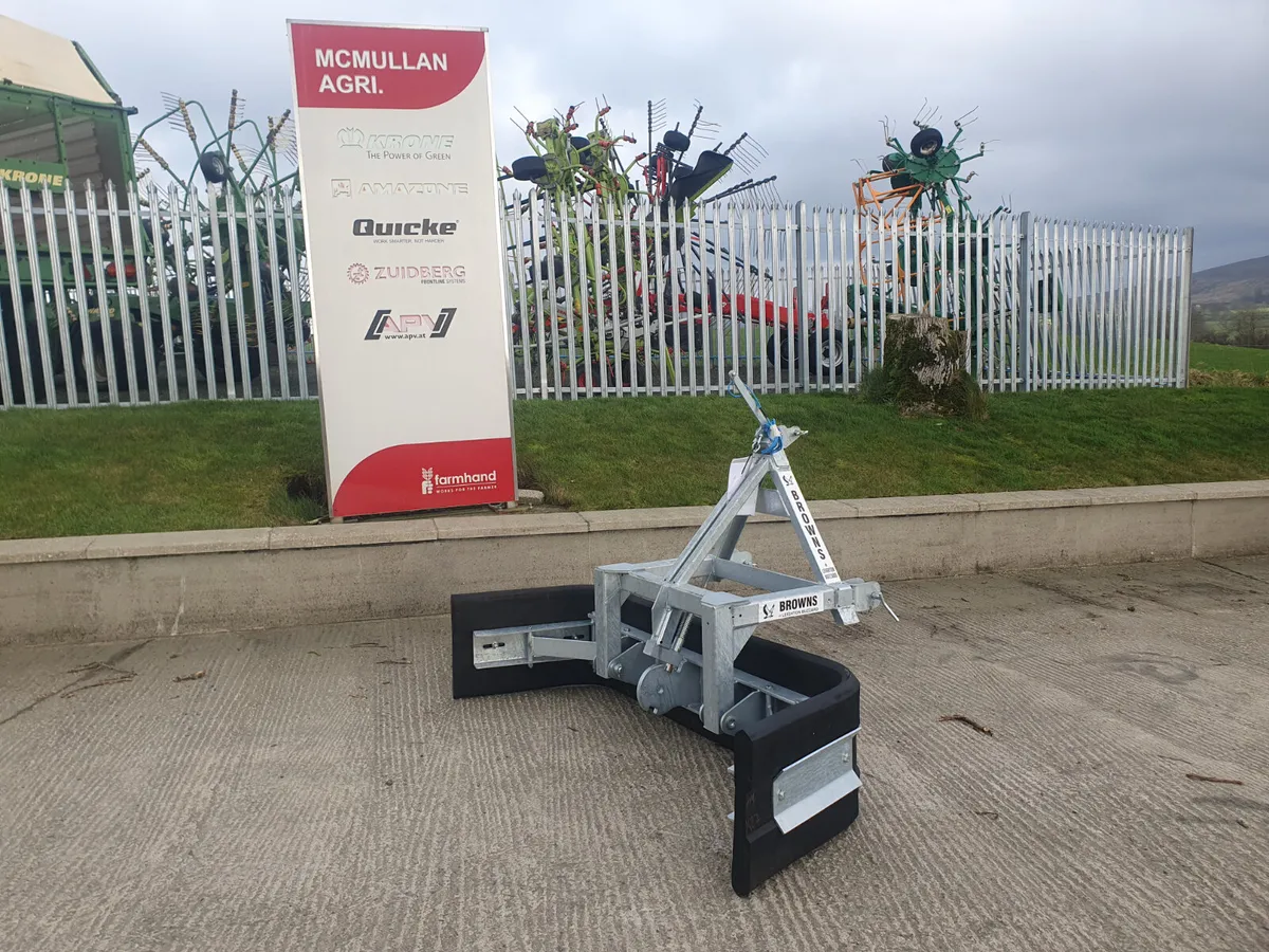 Brown's Yard Scrapper - Image 1