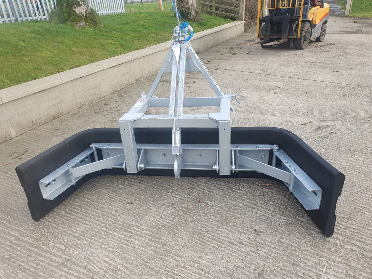 Brown's Yard Scrapper - Image 2