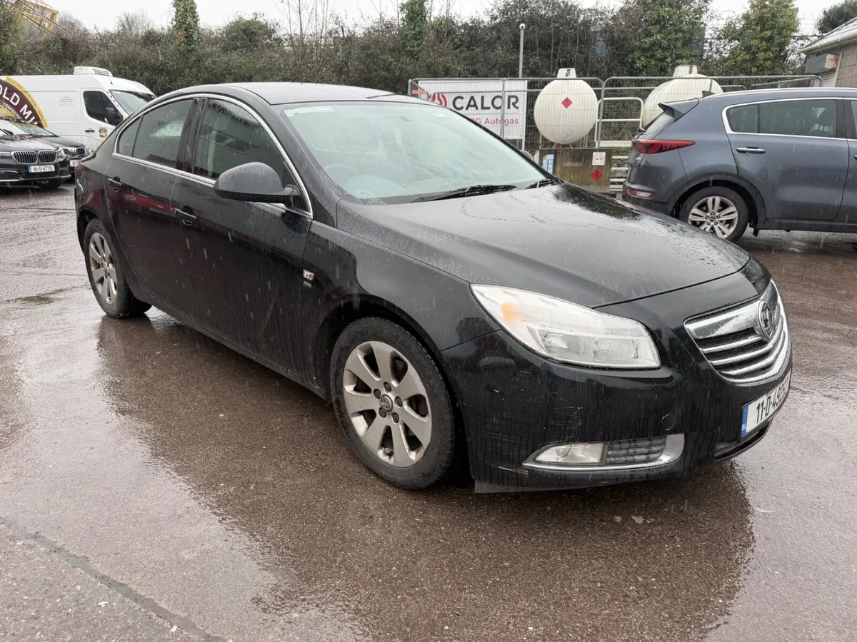 2011 Vauxhall Insignia - Image 1