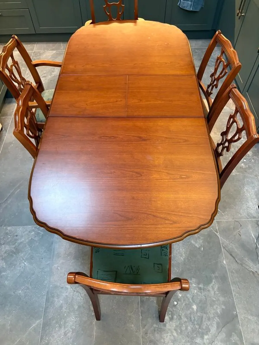 Extendable Dining Table - Image 1