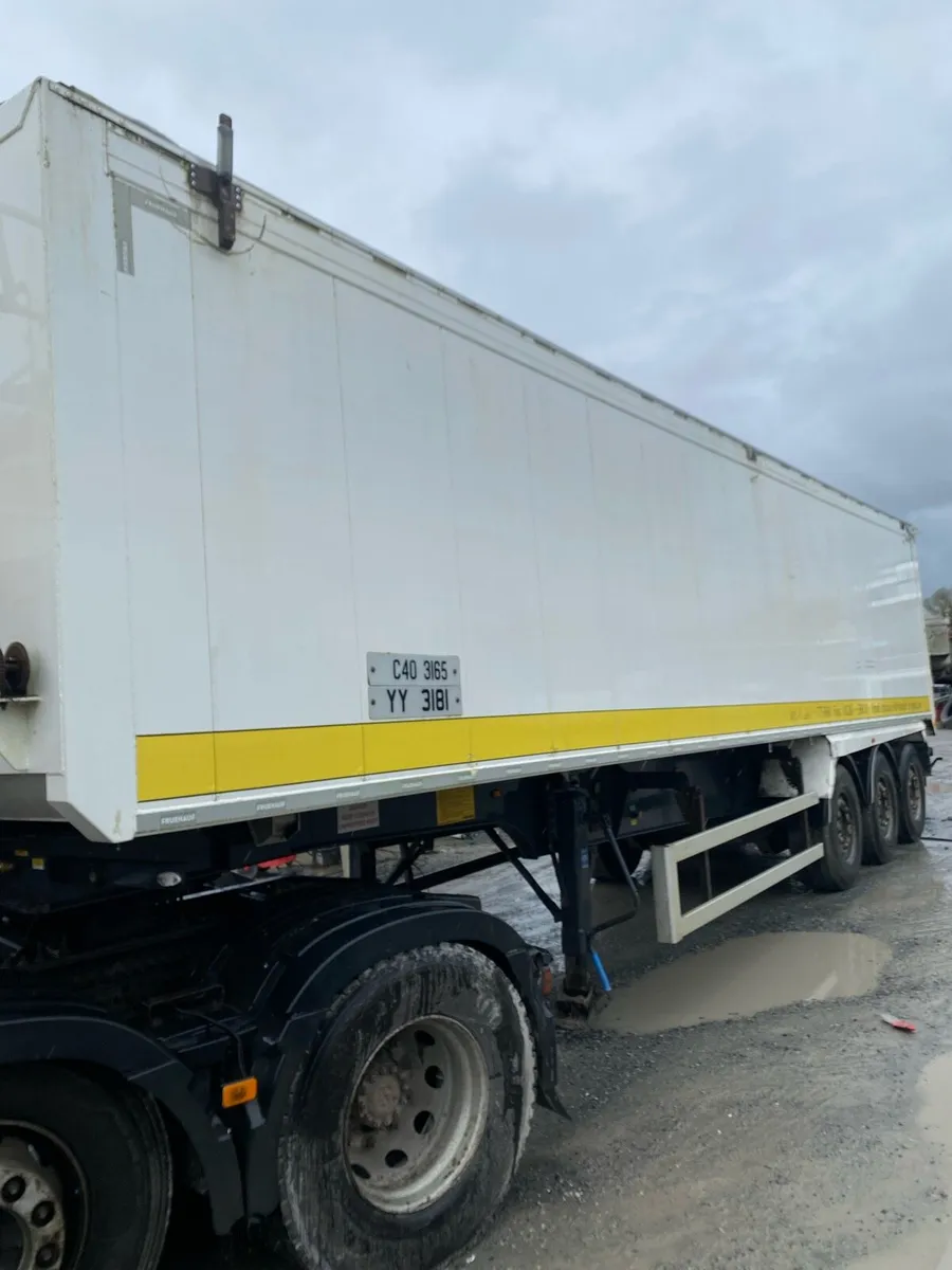fruehauf 2015 bulk trailer - Image 2
