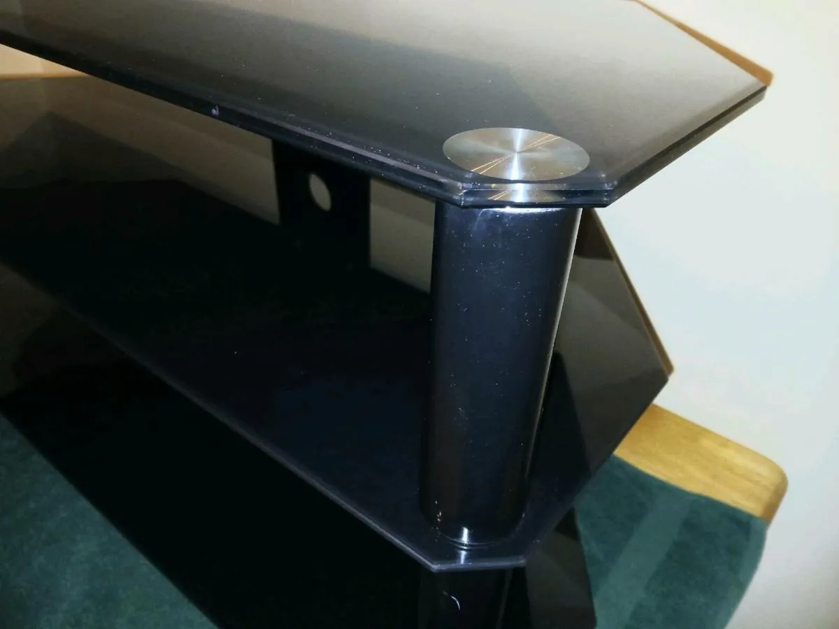 New glass tv stand. - Image 3