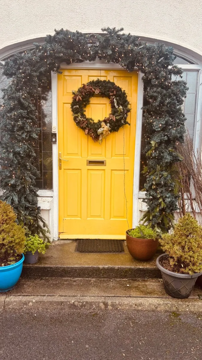 Artificial pine arch - Image 2