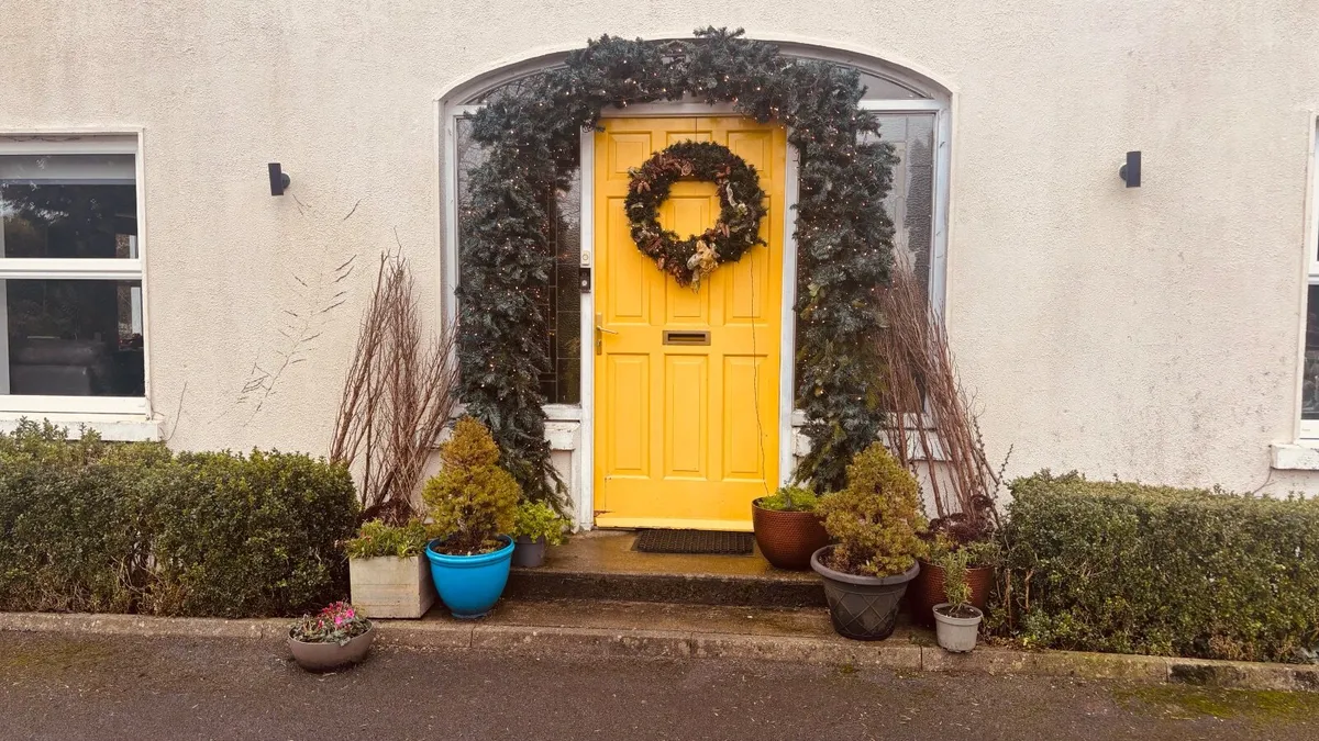 Artificial pine arch - Image 3