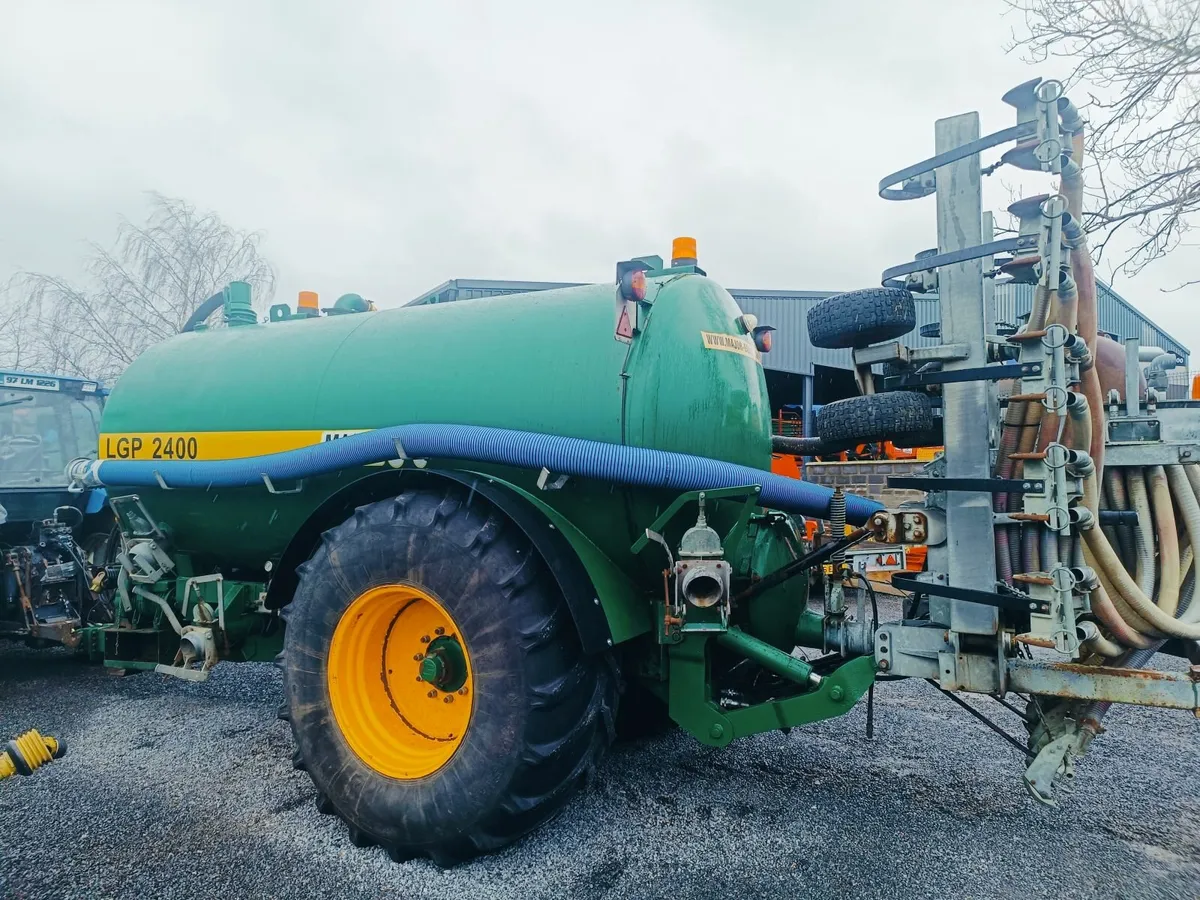Major 2400 Tanker with Rain gun & Trailing Shoe9 - Image 2