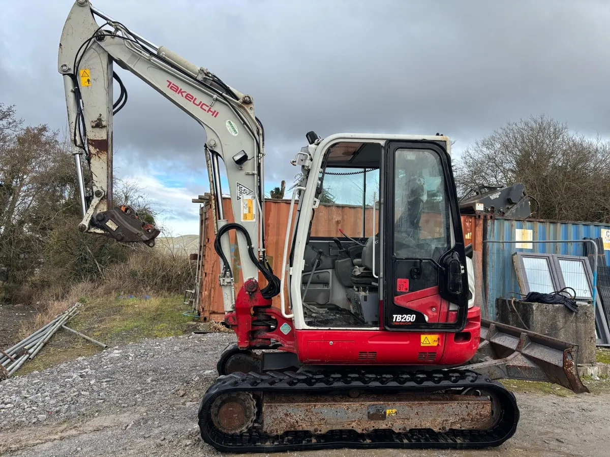 Takeuchi TB260 excavator - Image 2