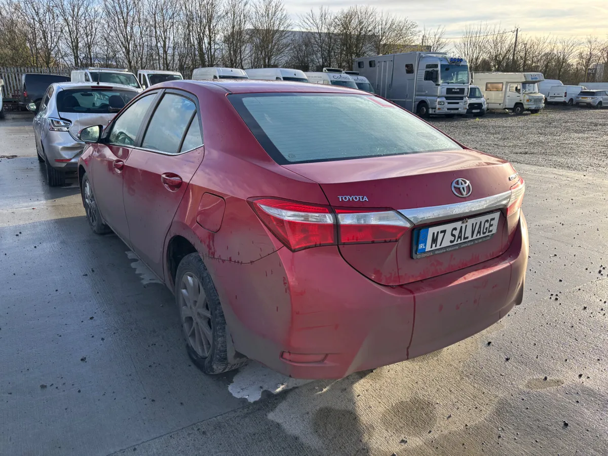 15 Corolla Diesel 240km NCT 6/26 Starting - Image 4