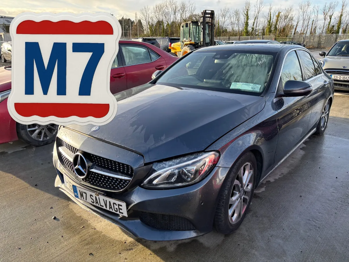 16 Merc c350e 208km Flood Damage - Image 1