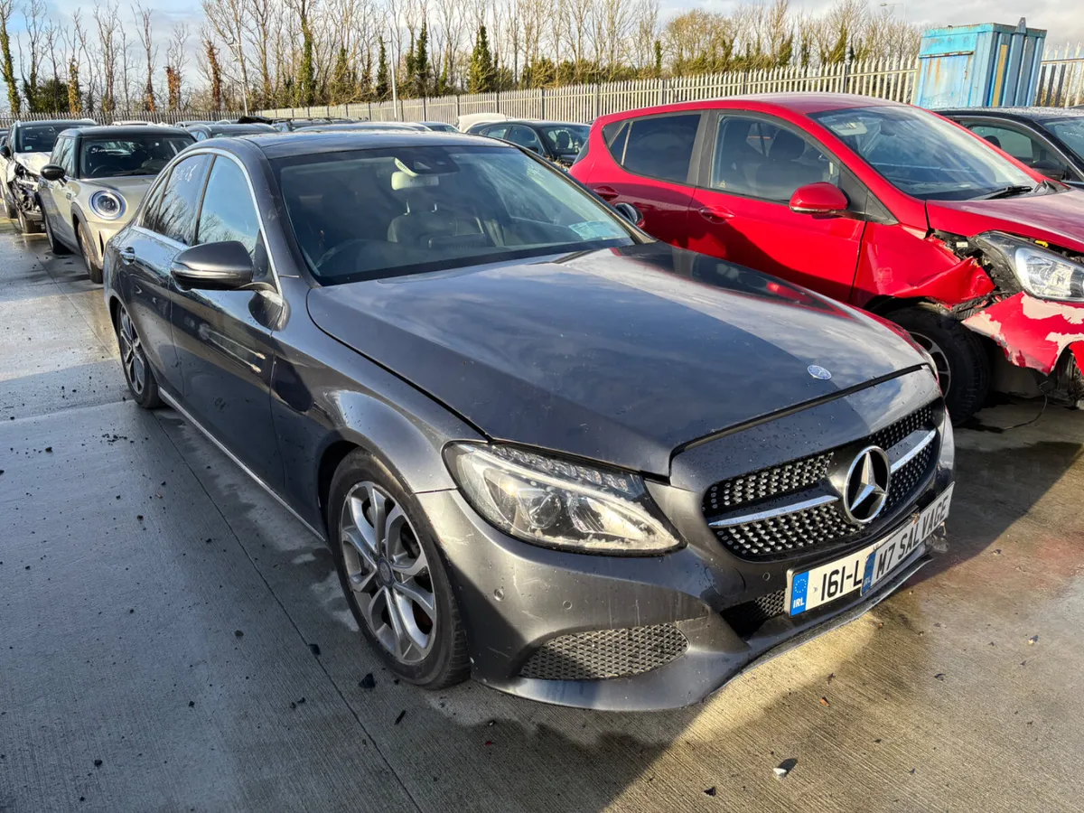 16 Merc c350e 208km Flood Damage - Image 2