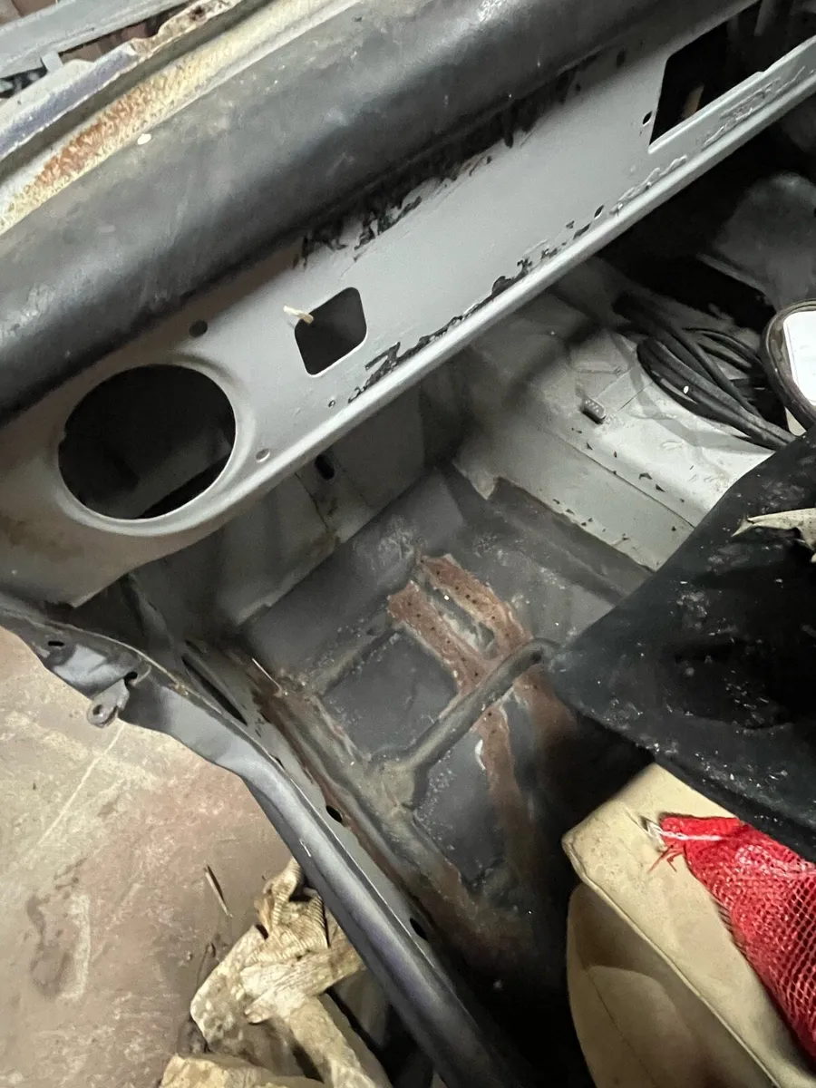 Ford escort rs2000 shell - Image 3