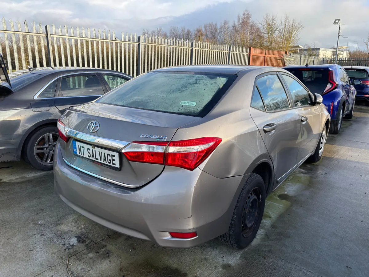 16 Corolla 1.3 Petrol NCT 11/26 90km Drives - Image 3