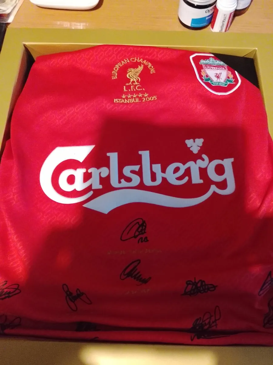 Liverpool jersey - Image 3