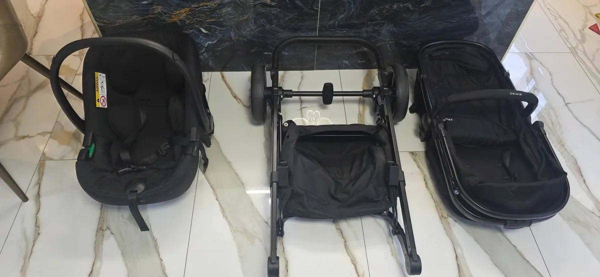 2 in 1 bay travel system - Image 2