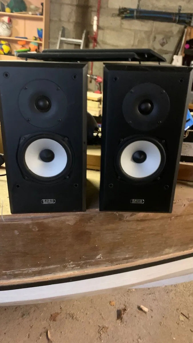 2 X 120Watt Speakers - Image 1