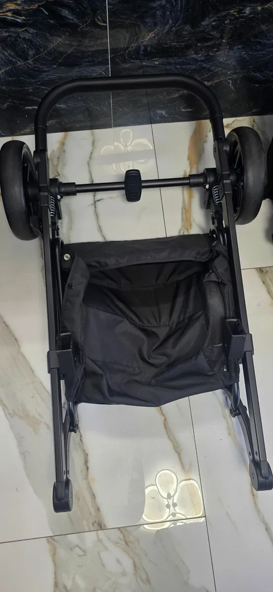 2 in 1 bay travel system - Image 3
