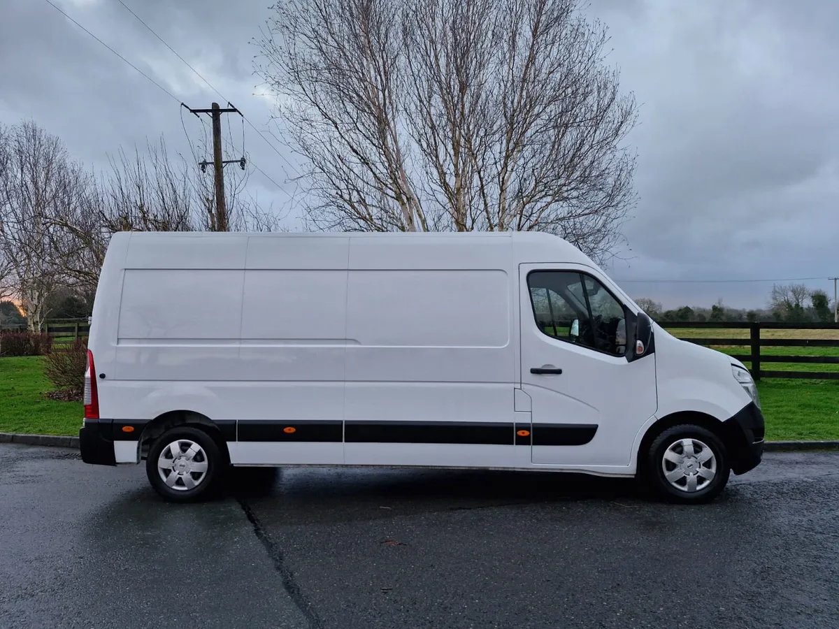 Nissan NV400 AUTOMATIC ( DOE and TAX) - Image 3