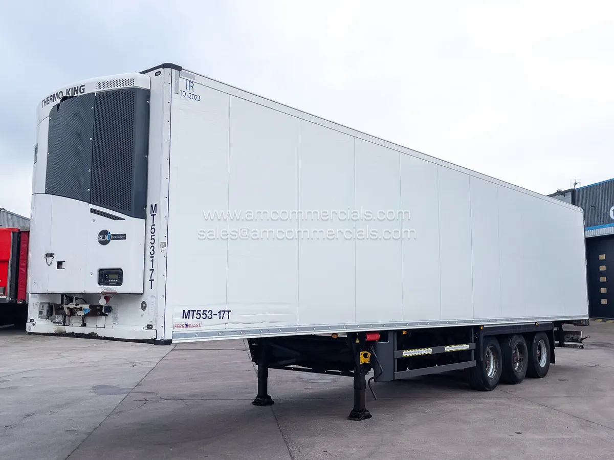 2017 SCHMITZ CARGOBULL TWIN EVAP FRIDGE TRAILER - Image 3