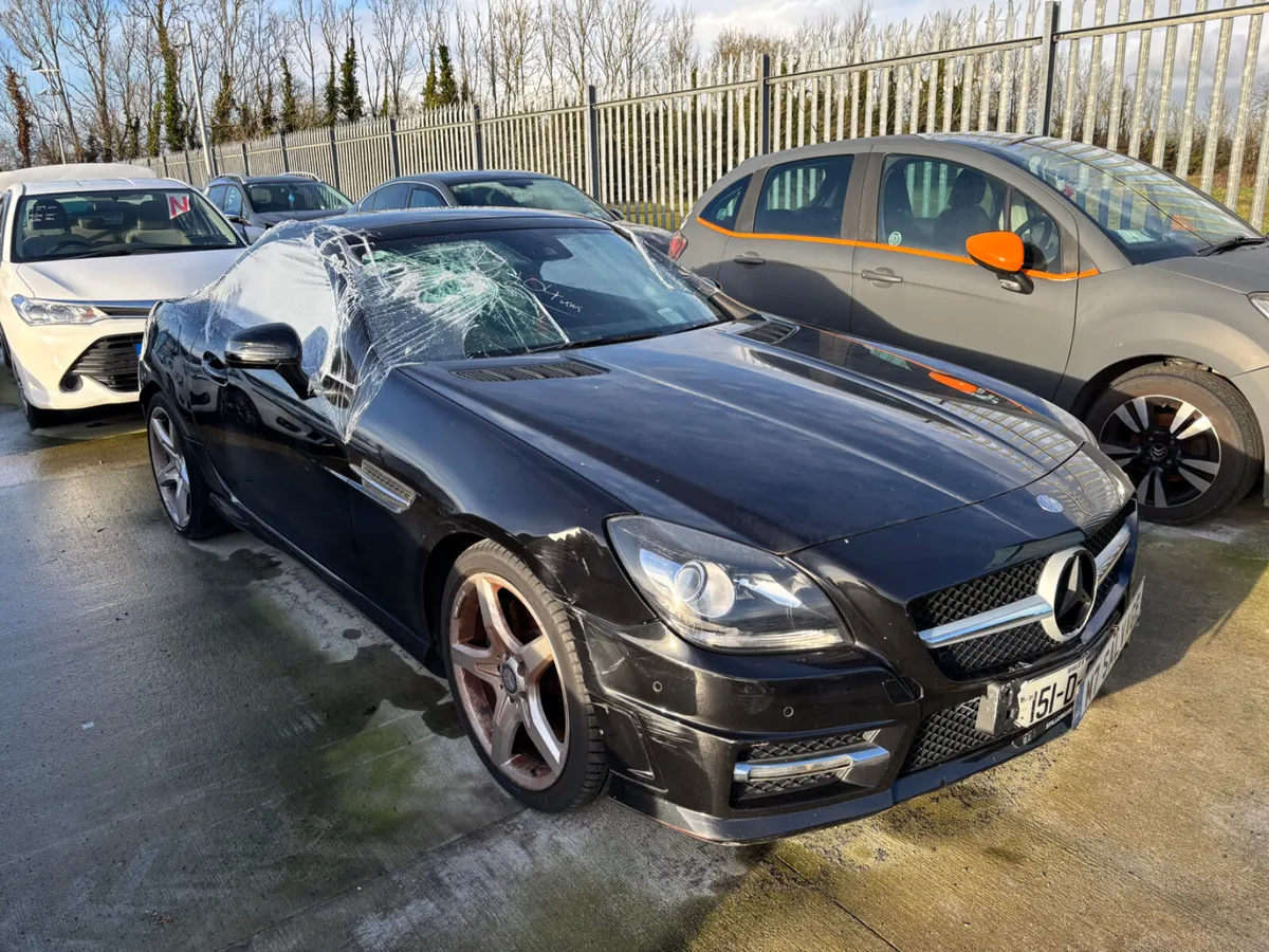 15 SLK 250d Vandal damage 104km Drives - Image 2