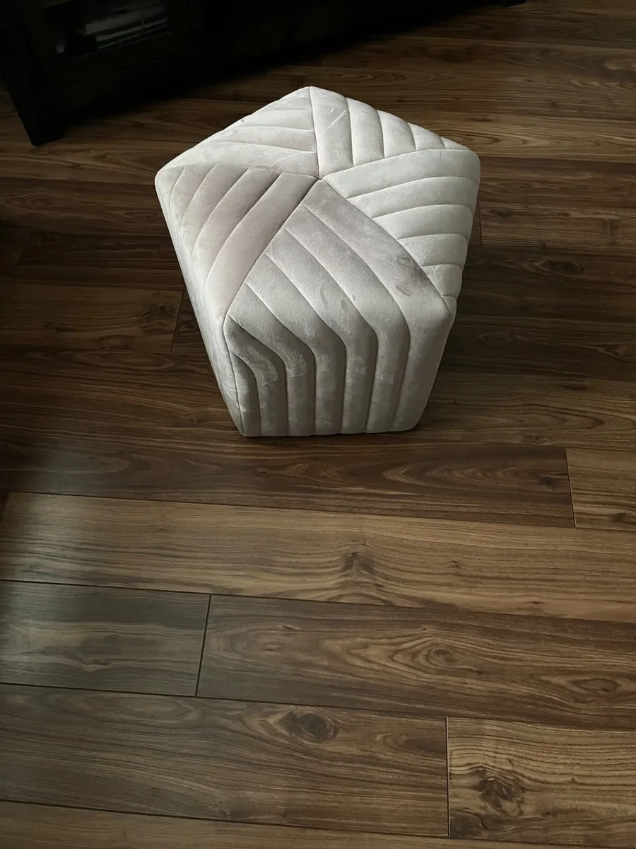 Footstool - Image 3