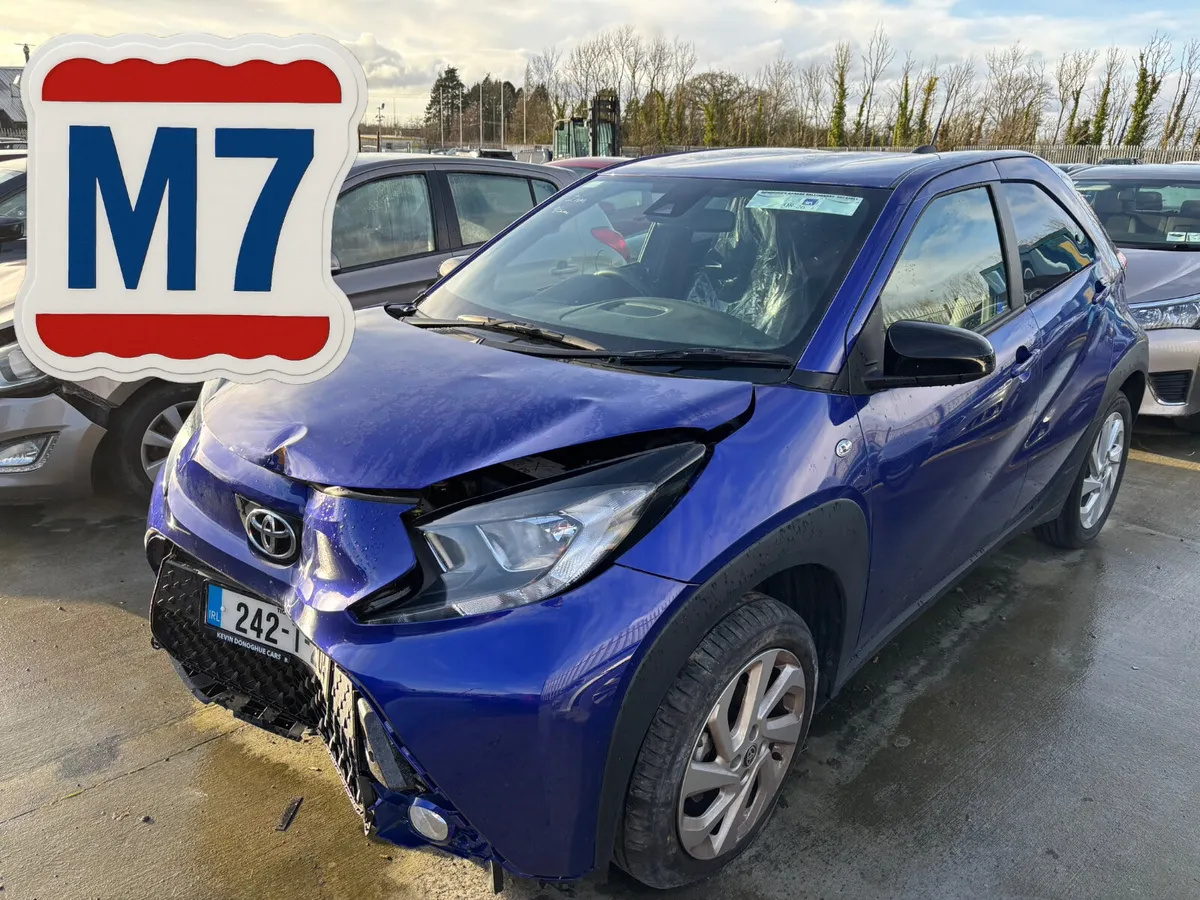 24 Aygo X 1.0 Petrol 3km Drives - Image 1