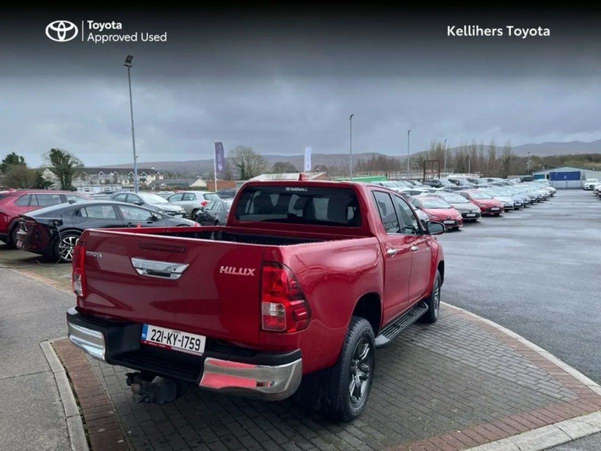 Toyota Hilux 2.8 SR5 D/CAB AUTO 4DR - Image 2