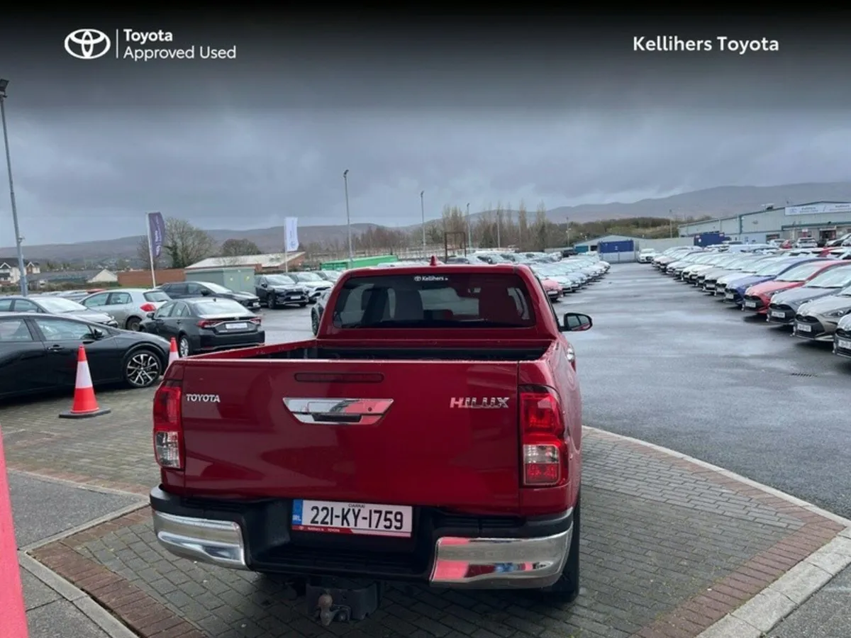 Toyota Hilux 2.8 SR5 D/CAB AUTO 4DR - Image 4