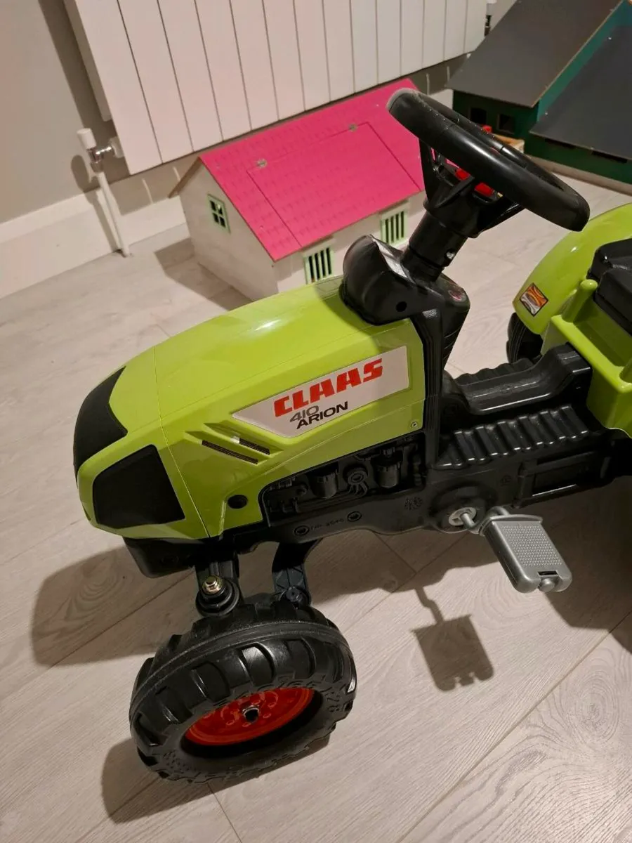 Claas tractor and trailer - Image 2