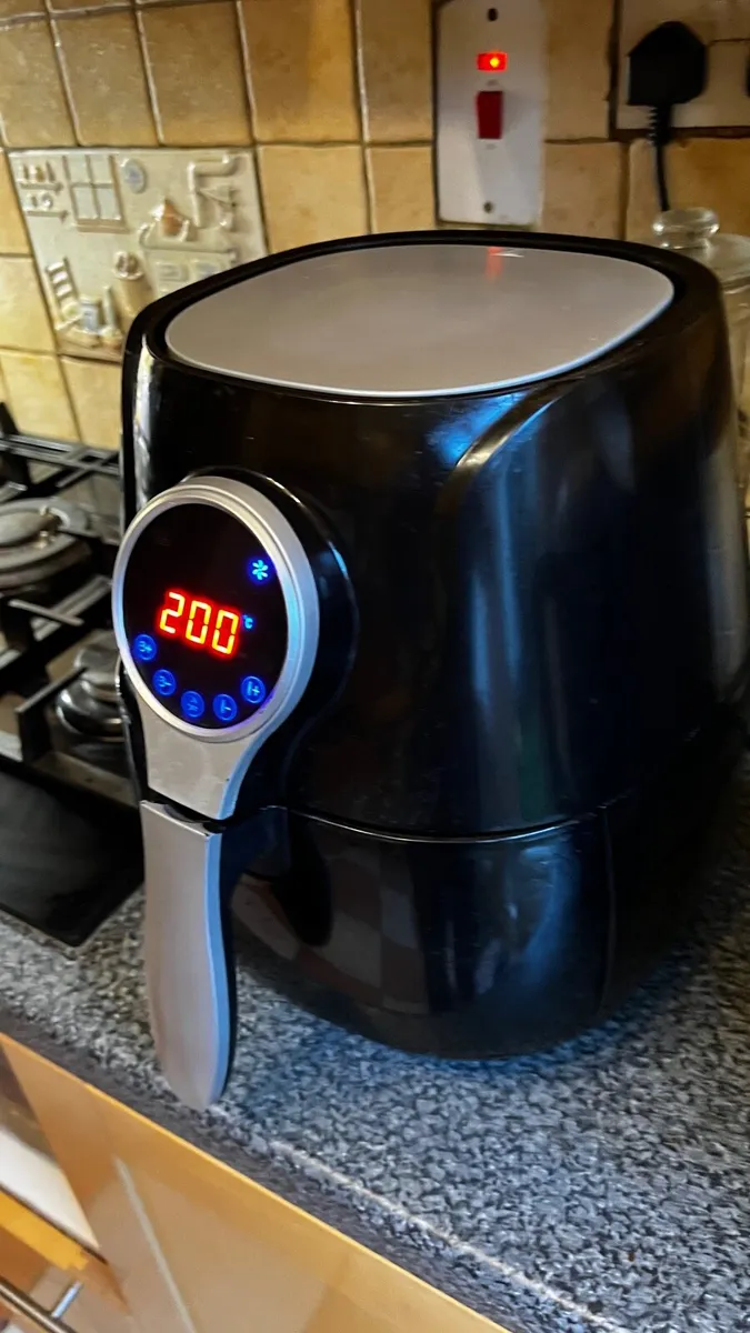 Air fryer - Image 2