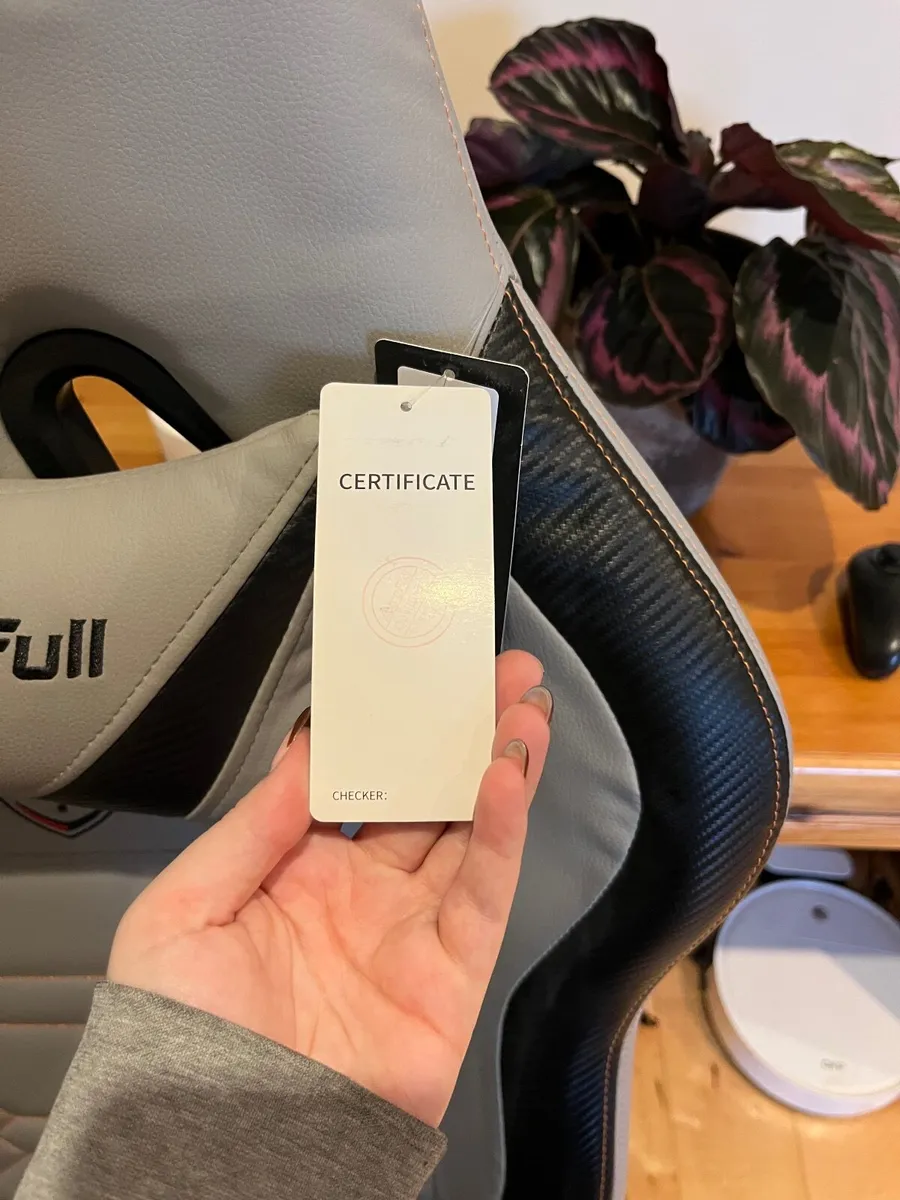 Autofull Gaming Chair - With Tags - Image 4