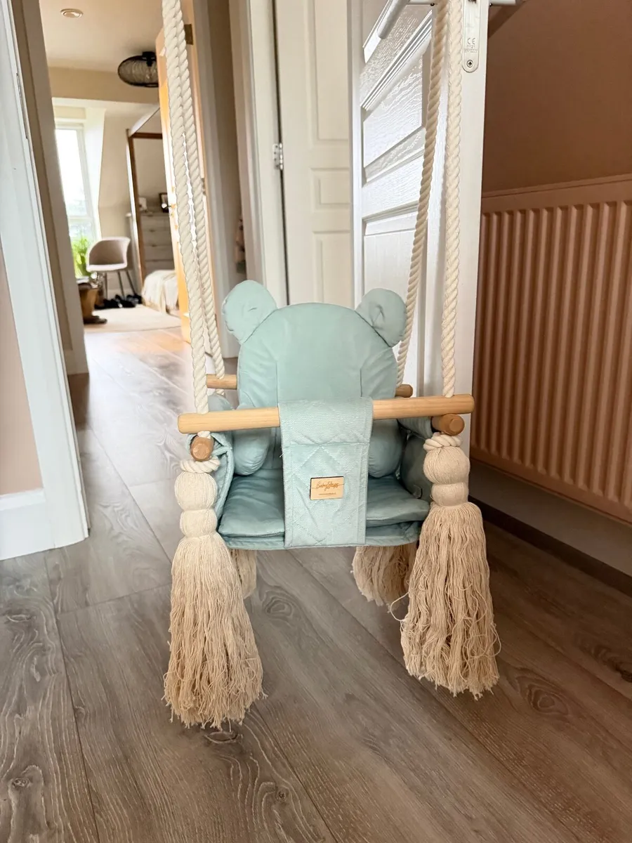 Indoor baby swing - Image 3