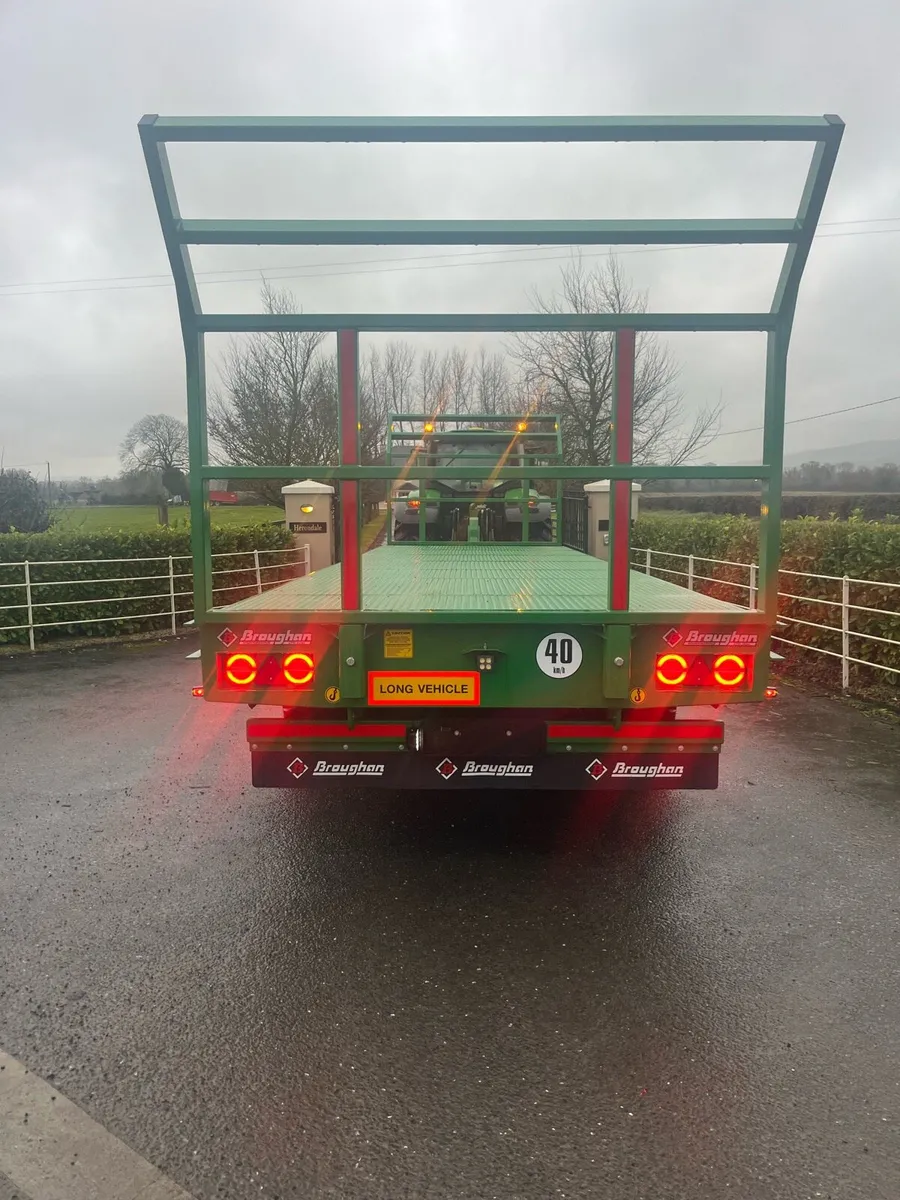Broughan 28ft bale trailer - Image 4