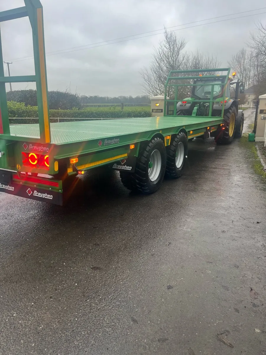 Broughan 28ft bale trailer - Image 3