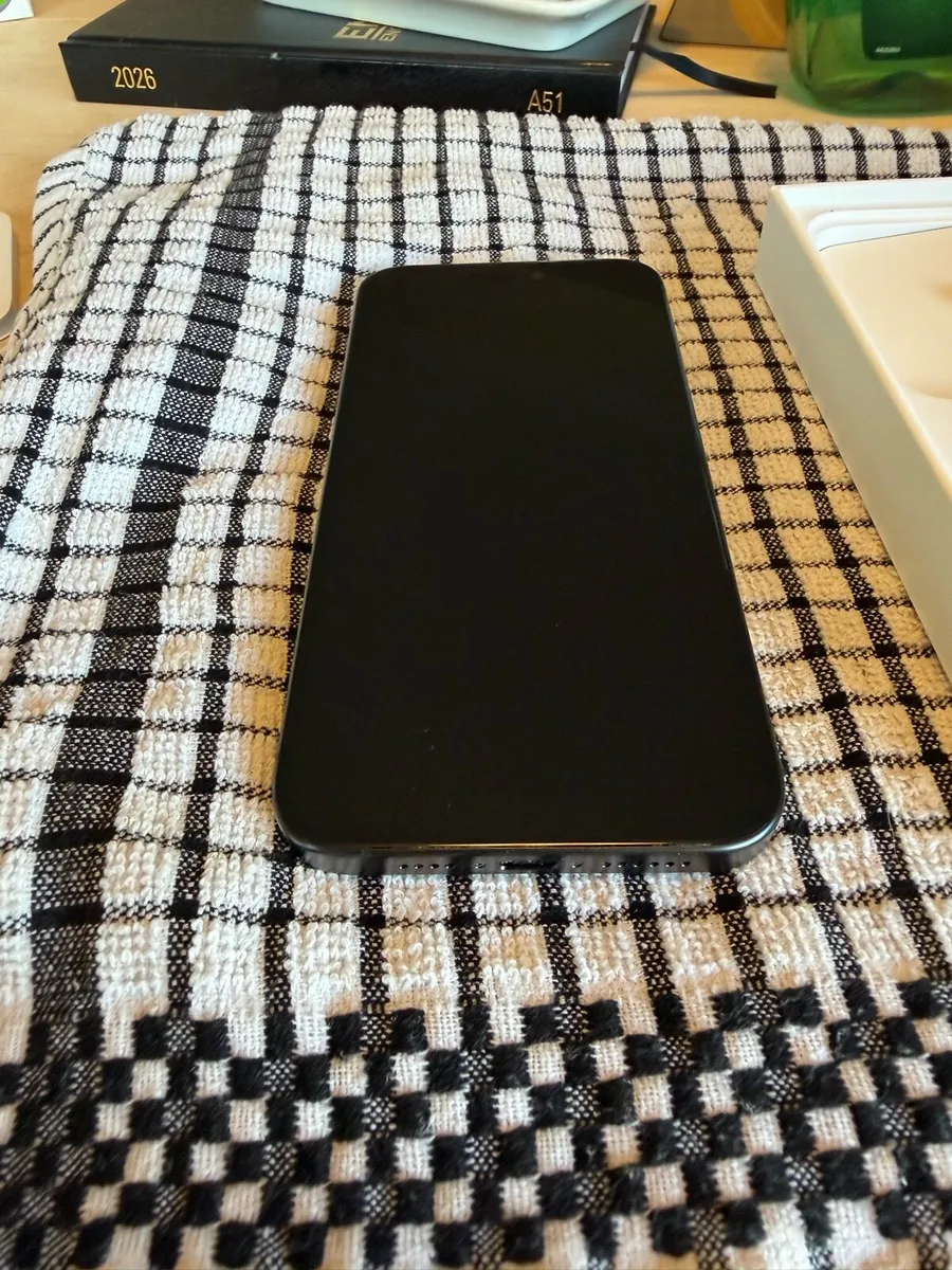 iPhone 15 pro max 256gb - Image 2