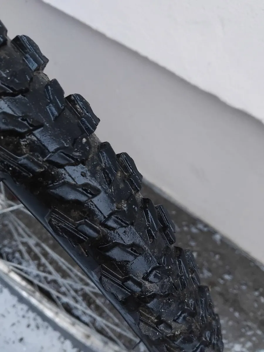 Raleigh bike 28inch working perfect priced - Image 4