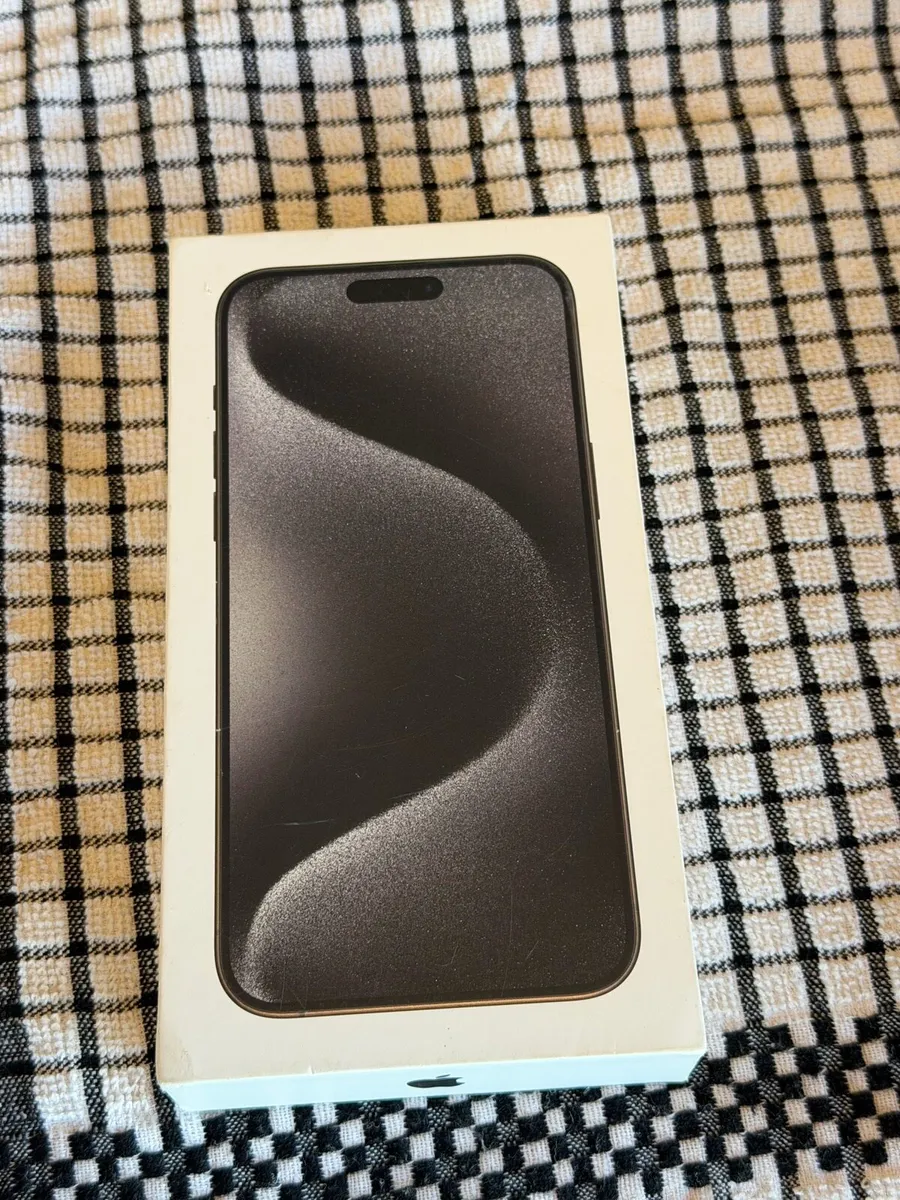 iPhone 15 pro max 256gb - Image 2