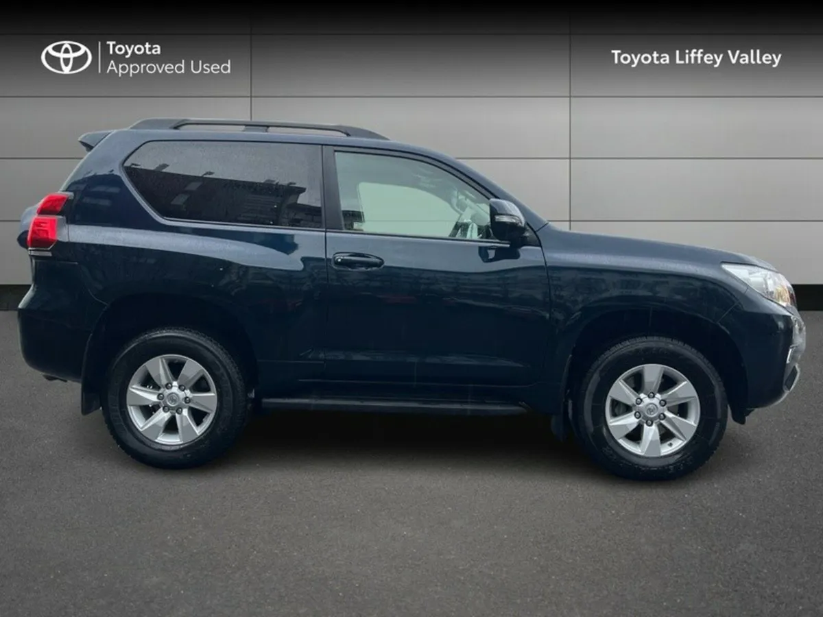 Toyota Land Cruiser LAND CRUISER SWB AUTO - Image 3