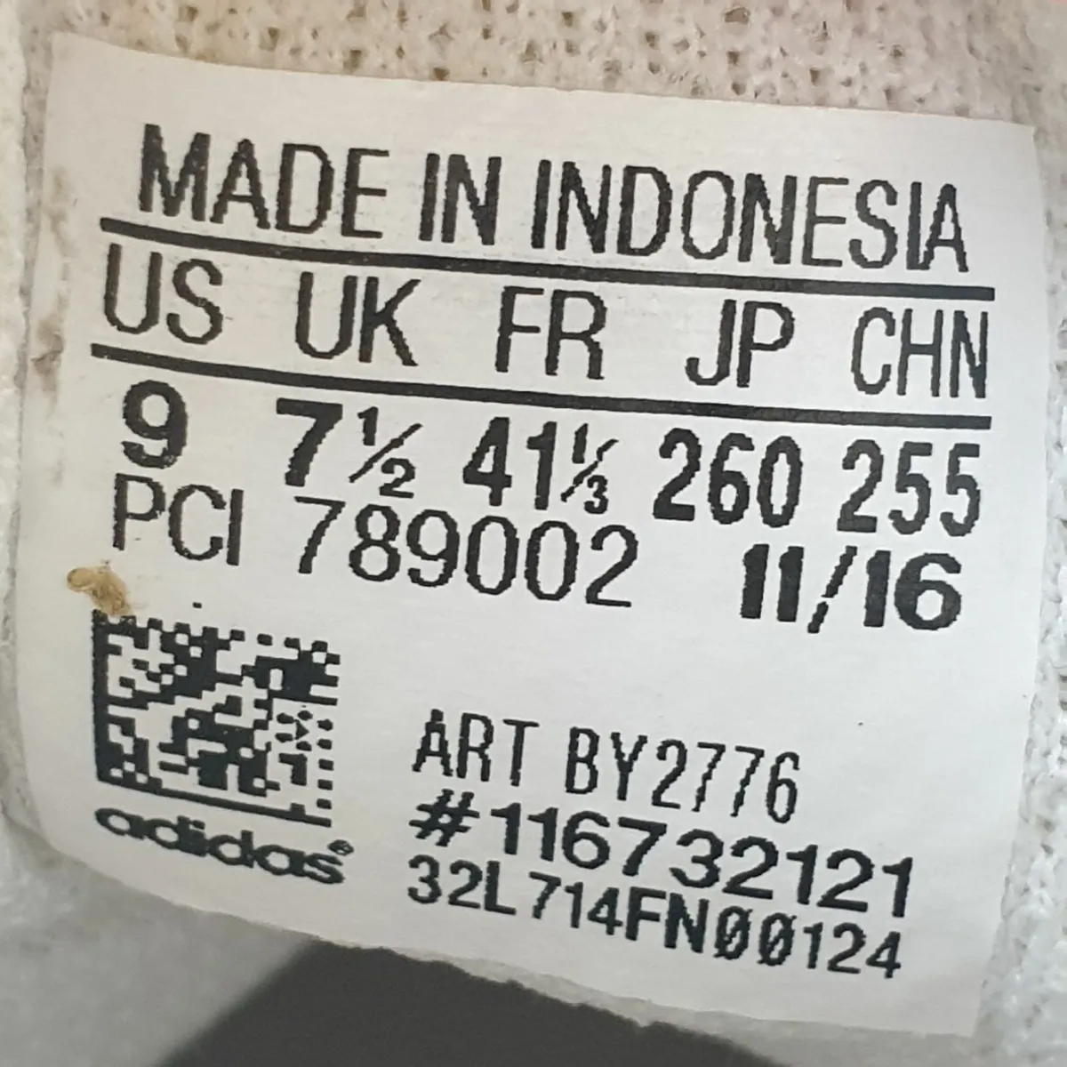 Adidas mid top trainers size 7.5 EU 41 - Image 3