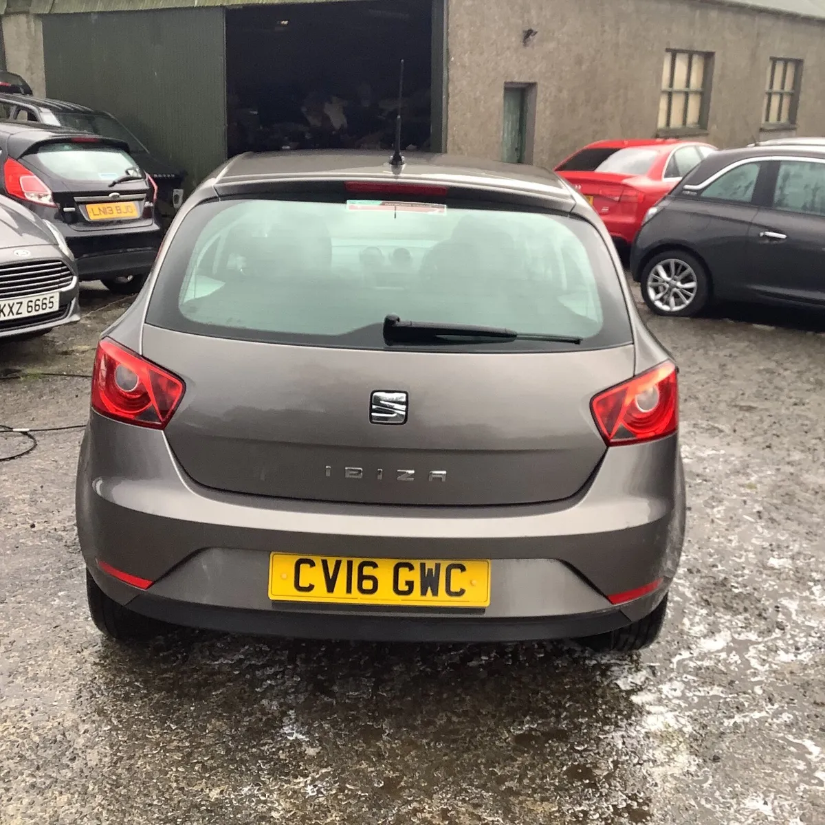 Seat Ibiza sol 1.0 5 door July 2016 999cc - Image 2