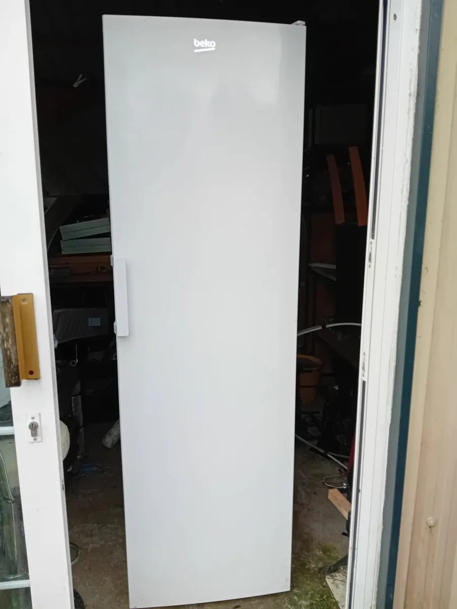 Fridge comersial - Image 1