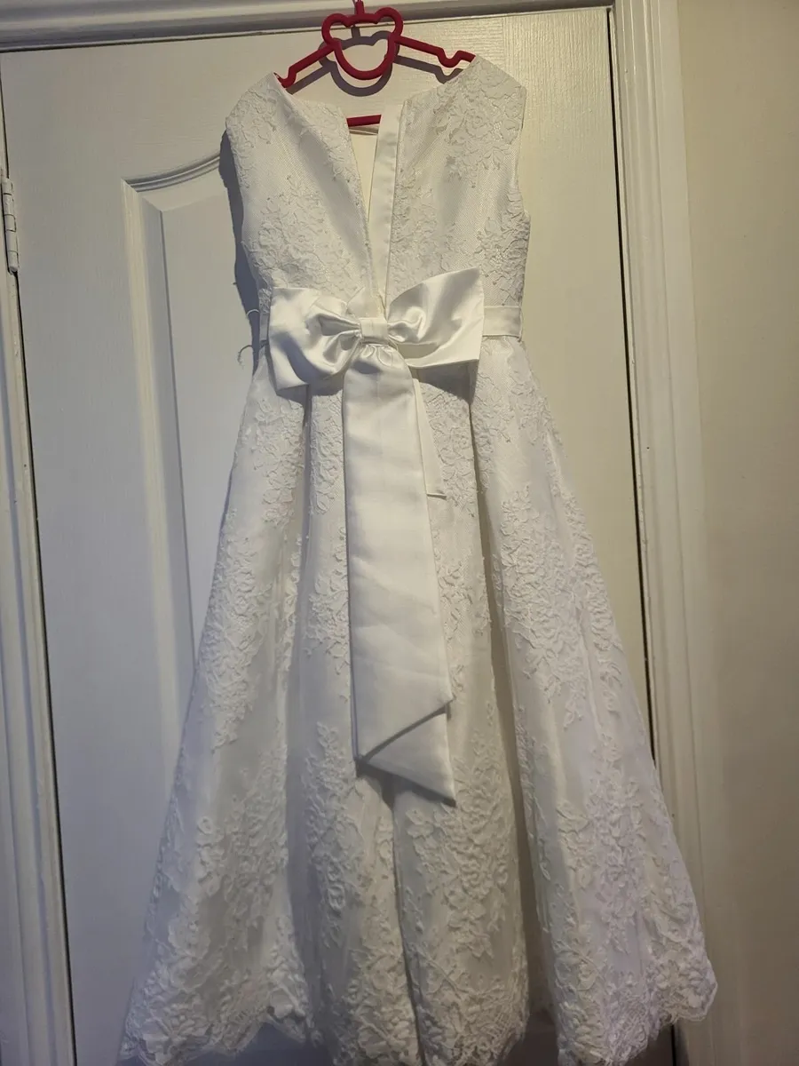 Communion dress - Image 3