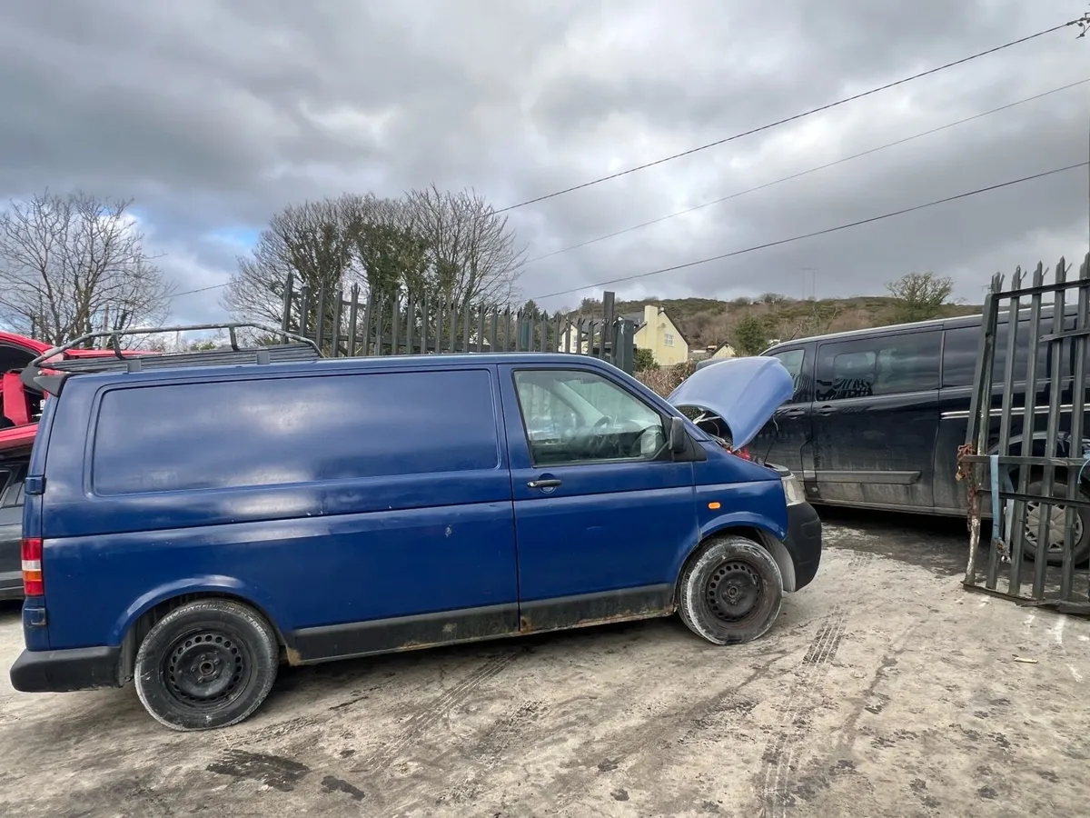 VW Transporter Van breaking for parts - Image 2