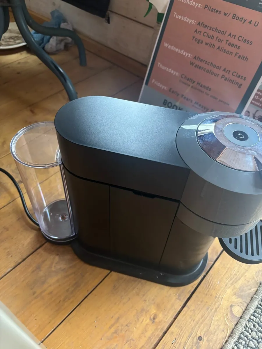 Nespresso Delonghi Vertuo Machine - Image 2