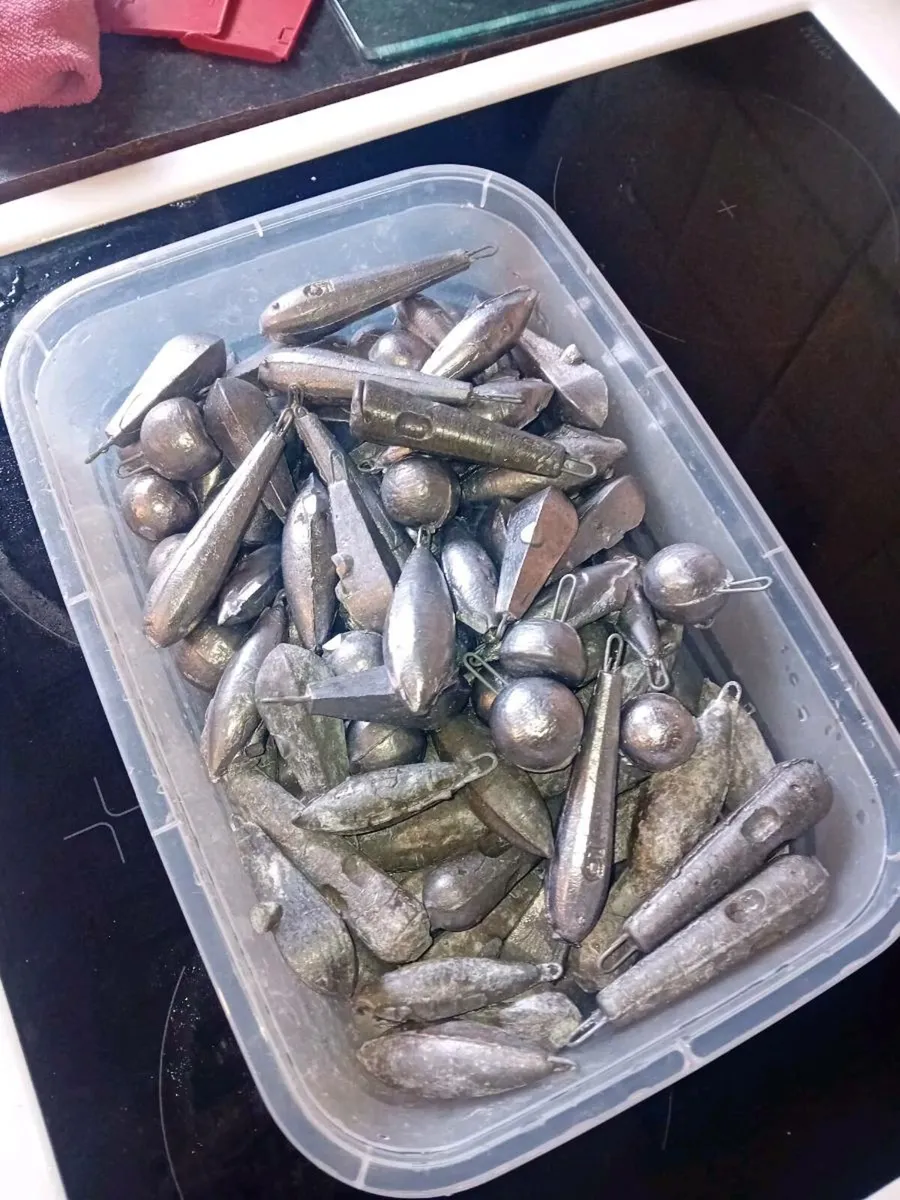 Fishing weights Various sizes