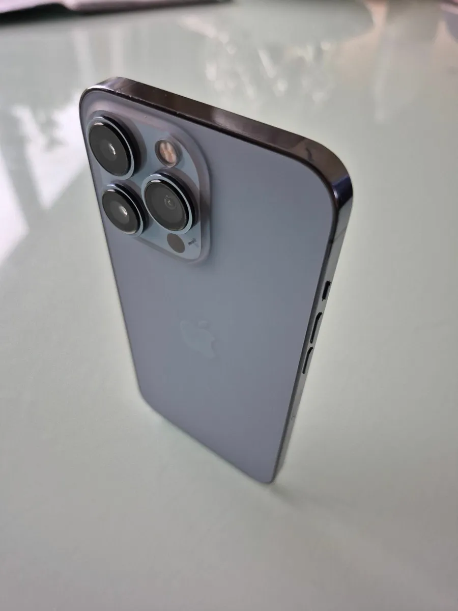 I Phone 13Pro - Image 2